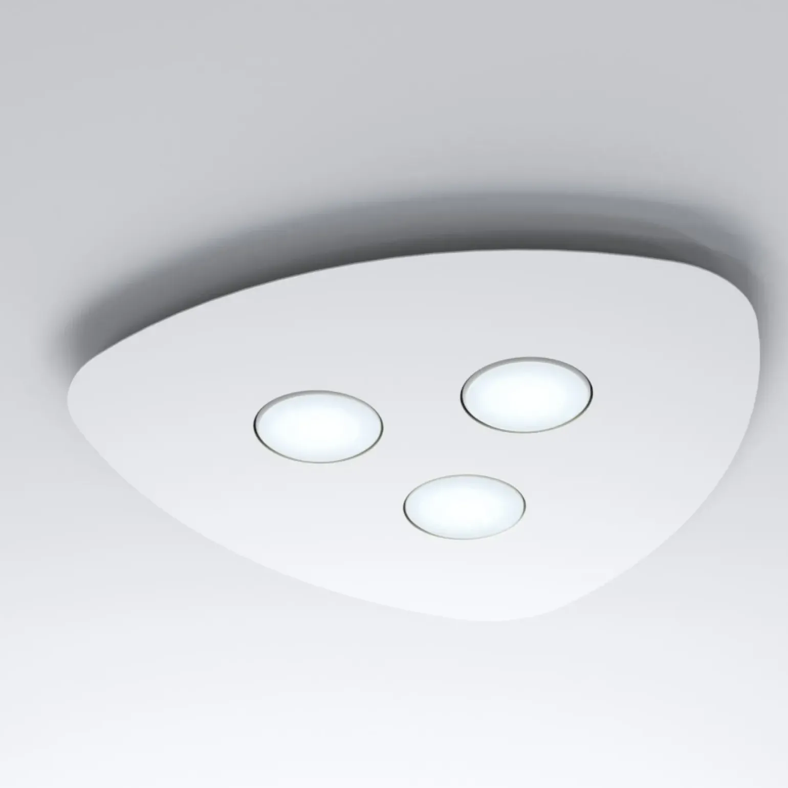 Sklep Kaja Biała lampa natynkowa, plafon, do korytarza 8304 | Kaja Oświetlenie