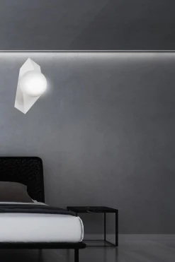 Sklep Kaja kinkiet w nowoczesnym kształcie z kloszem 637/K1 | Kaja