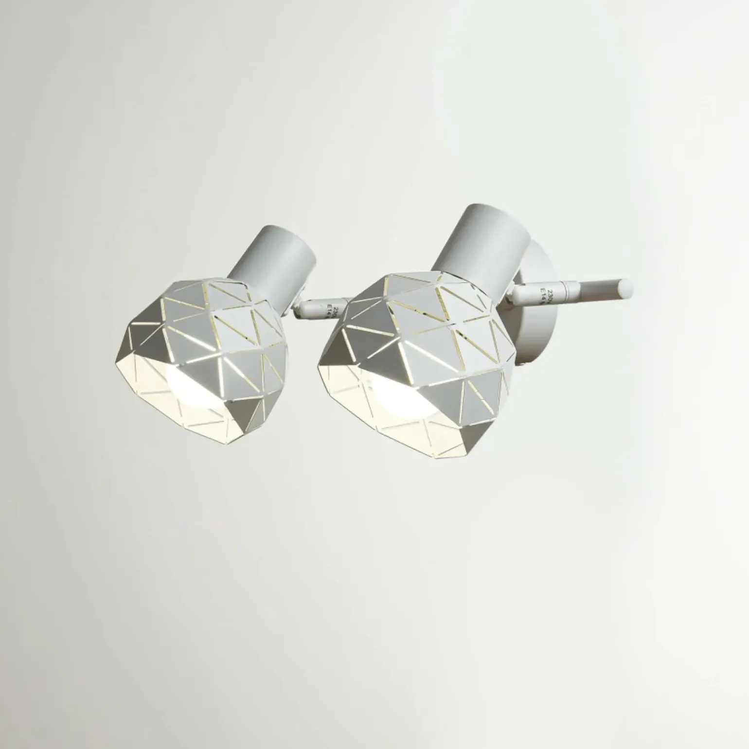 Hot Biały, podwójny reflektor na listwie LP-8069/2WS WH REUS | Kaja Żyrandole Nowoczesne