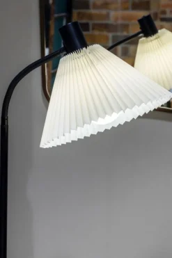 Sklep Kaja Czarna lampa podłogowa z ozdobnym abażurem 108568 z serii MIRA | Kaja