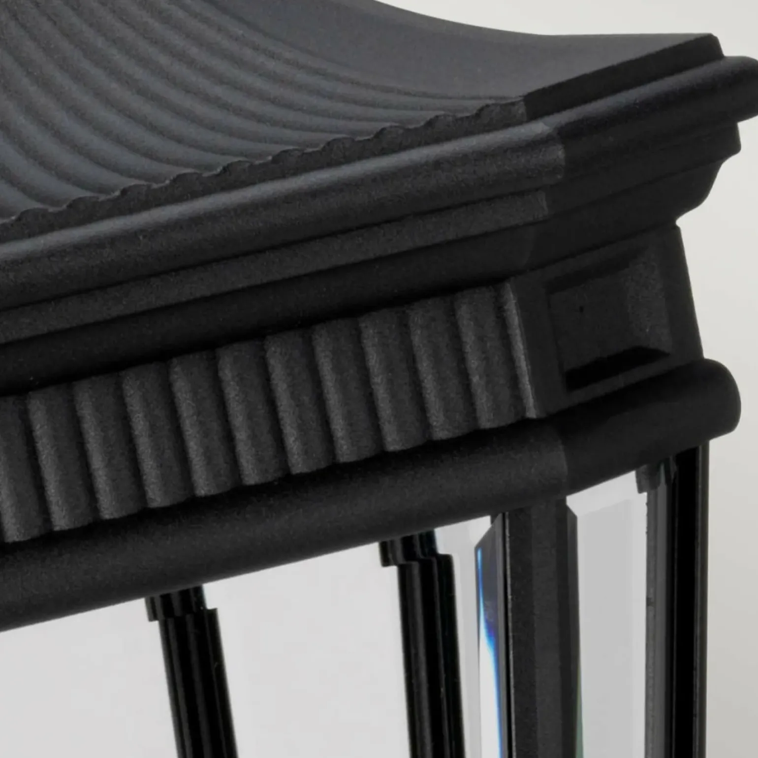 Sklep Kaja Czarna latarnia cokołowa FE-COTSLN3-L-BK z serii COTSWOLD LANE