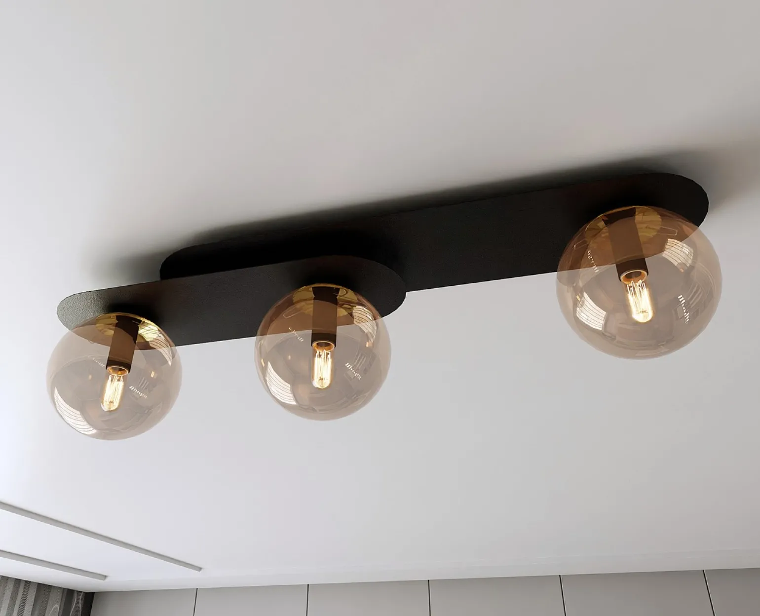 Sklep Kaja Czarna listwa sufitowa z bursztynowymi kloszami 1120/3 PLAZA | Kaja