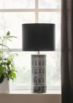 Sklep Kaja Dekoracyjna lampa stołowa z rysunkiem miasta 108103 | Kaja Oświetlenie