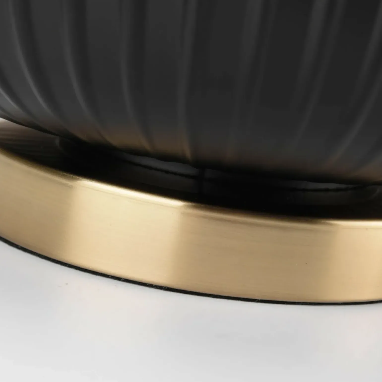 Sklep Kaja Elegancka, czarno-złota lampka stołowa LP-1515/1T SMALL z serii TAMIZA