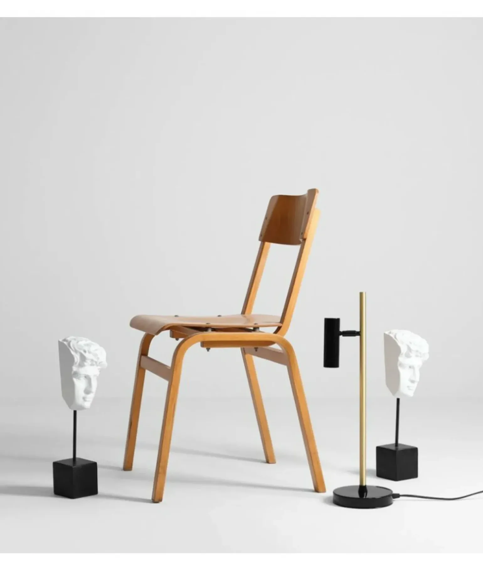 Sklep Kaja Industrialna, czarno-złota lampka z reflektorkiem 1083B40 TREVO