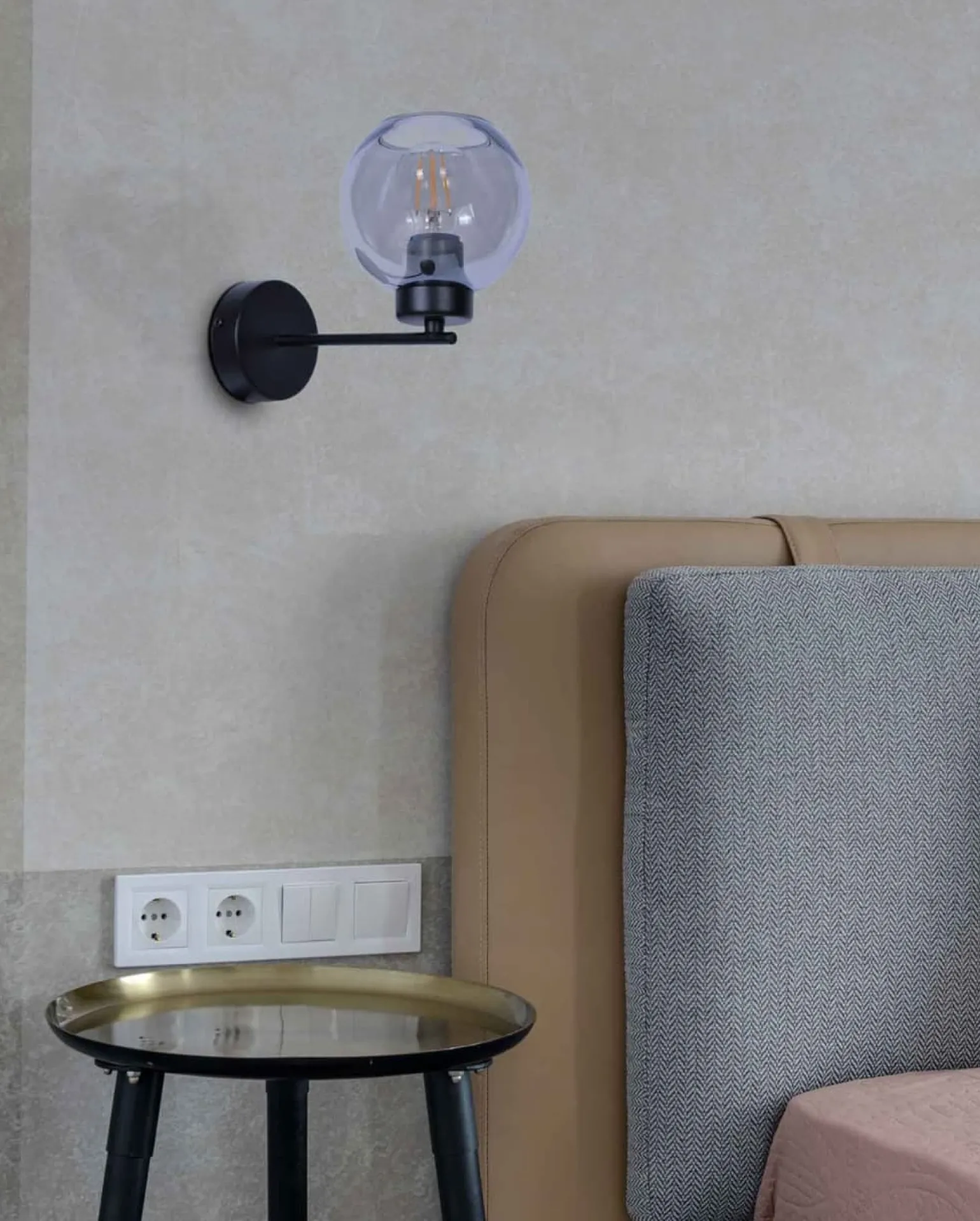 Sklep Kaja Kinkiet o klasycznym kształcie, do sypialni K-4853 ALDAR | Kaja