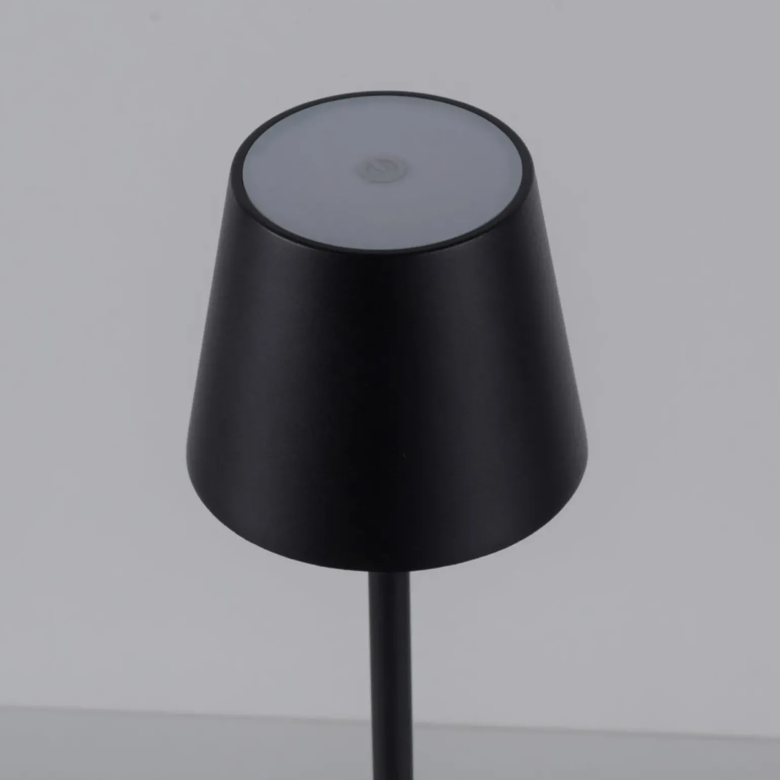 Sklep Kaja Klasyczna, czarna lampka stołowa LED 19250-18 EURIA | Kaja Oświetlenie