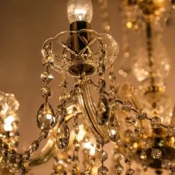 Shop Kryształowy żyrandol w stylu glamour ZM 14004/8-GLD CHATEAU | Kaja Żyrandole Nowoczesne