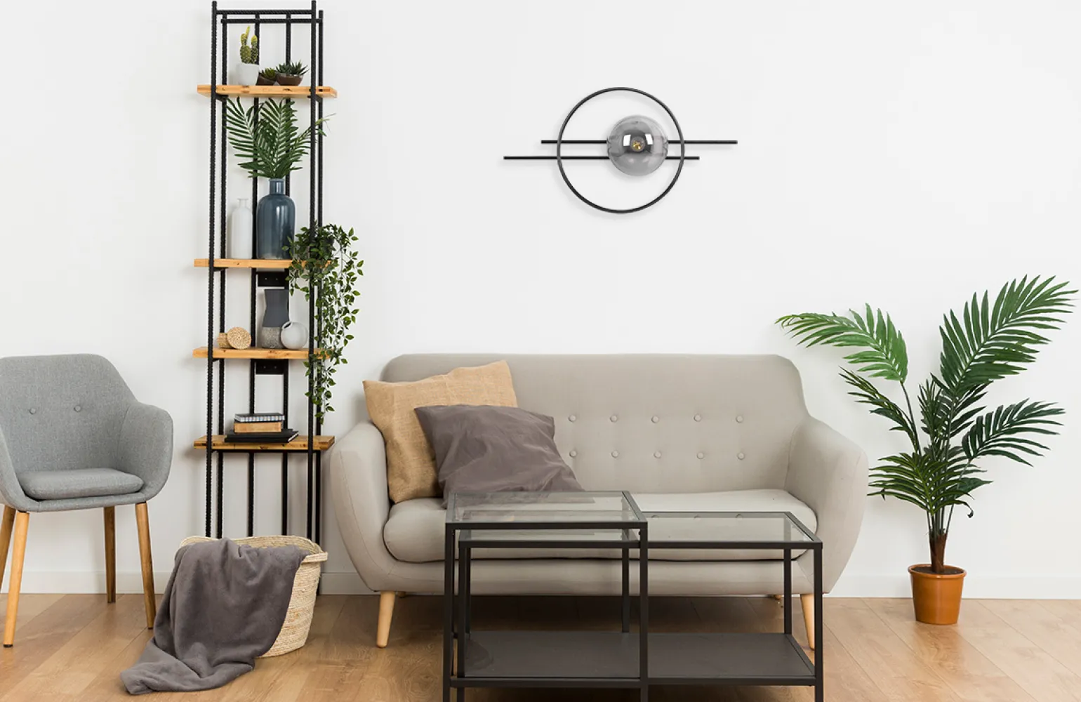 Sklep Kaja Lampa ścienna z ozdobnym, grafitowym kloszem K-5340 z serii ASTRA