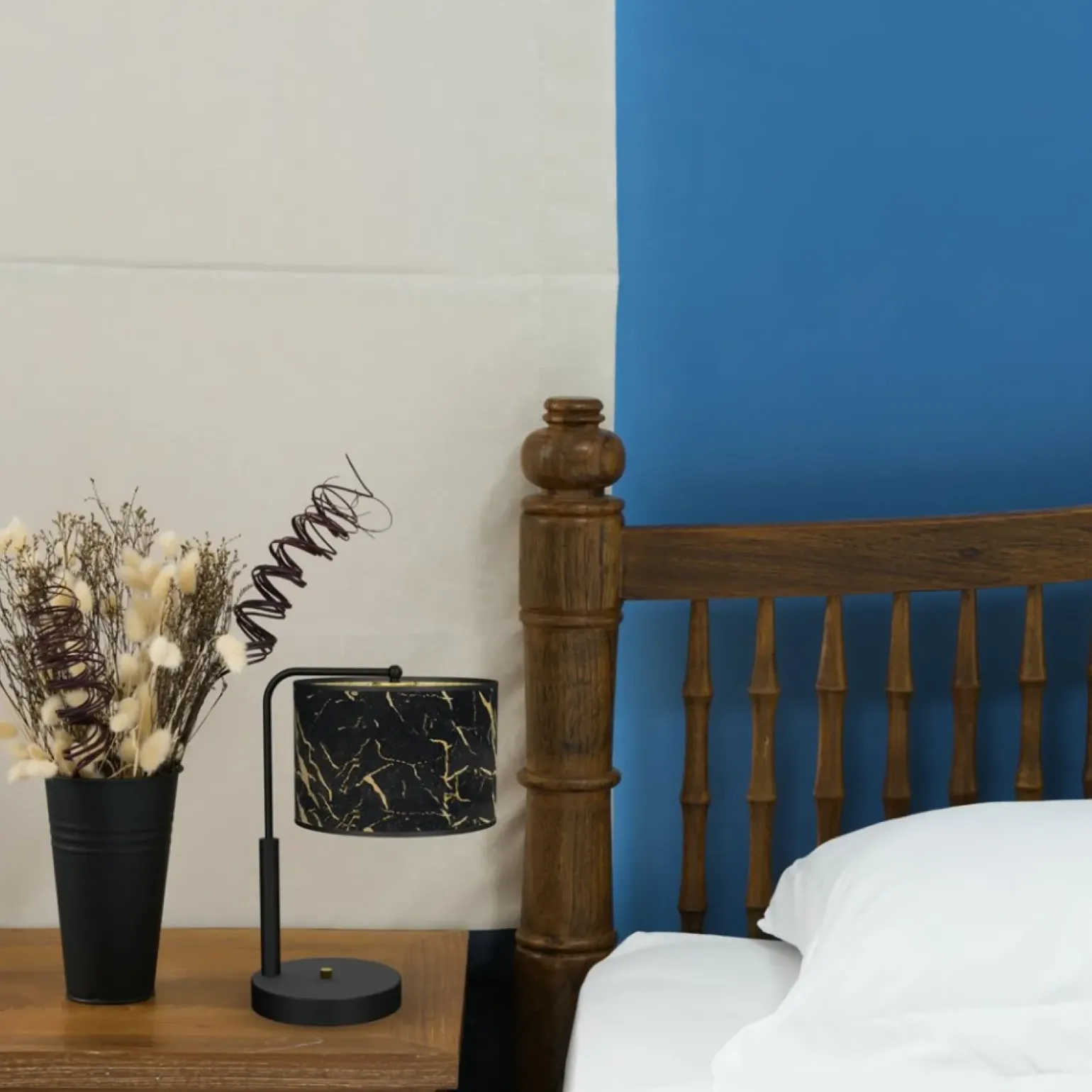 Sklep Kaja Lampa stołowa z abażurem złoto-czarnym MLP7299 z serii SENSO | Kaja Oświetlenie