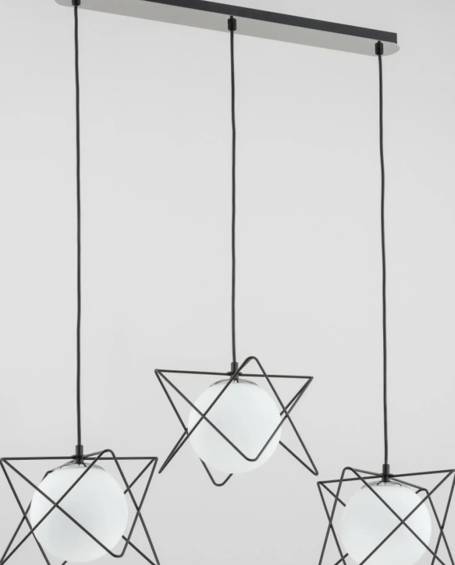 Clearance Lampa wisząca z 3 kloszami i drucianym zdobieniem AL 62201 | Kaja Żyrandole Nowoczesne