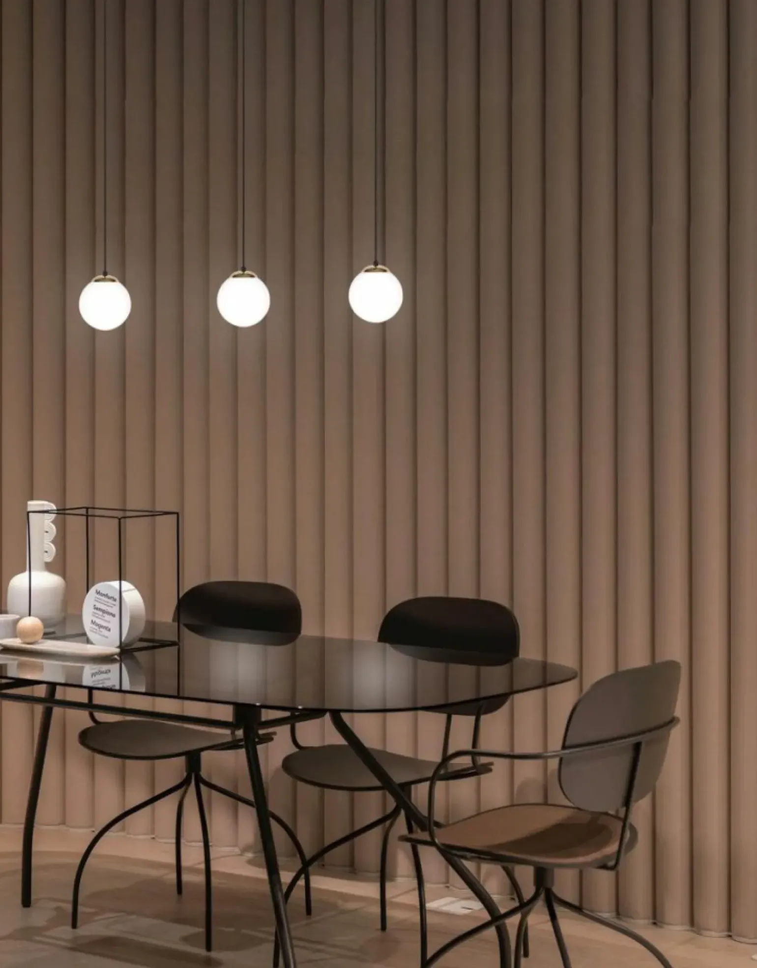 Shop Lampa wisząca z białym matowym kloszem 14 cm K-4910 ISLA | Kaja Żyrandole Nowoczesne