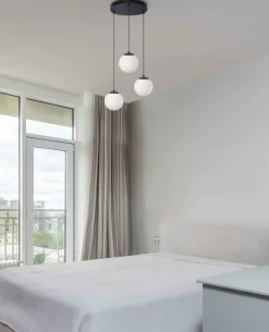 Online Lampa wisząca z białymi matowymi kloszami K-4746 | Kaja Oświetlenie Żyrandole Nowoczesne