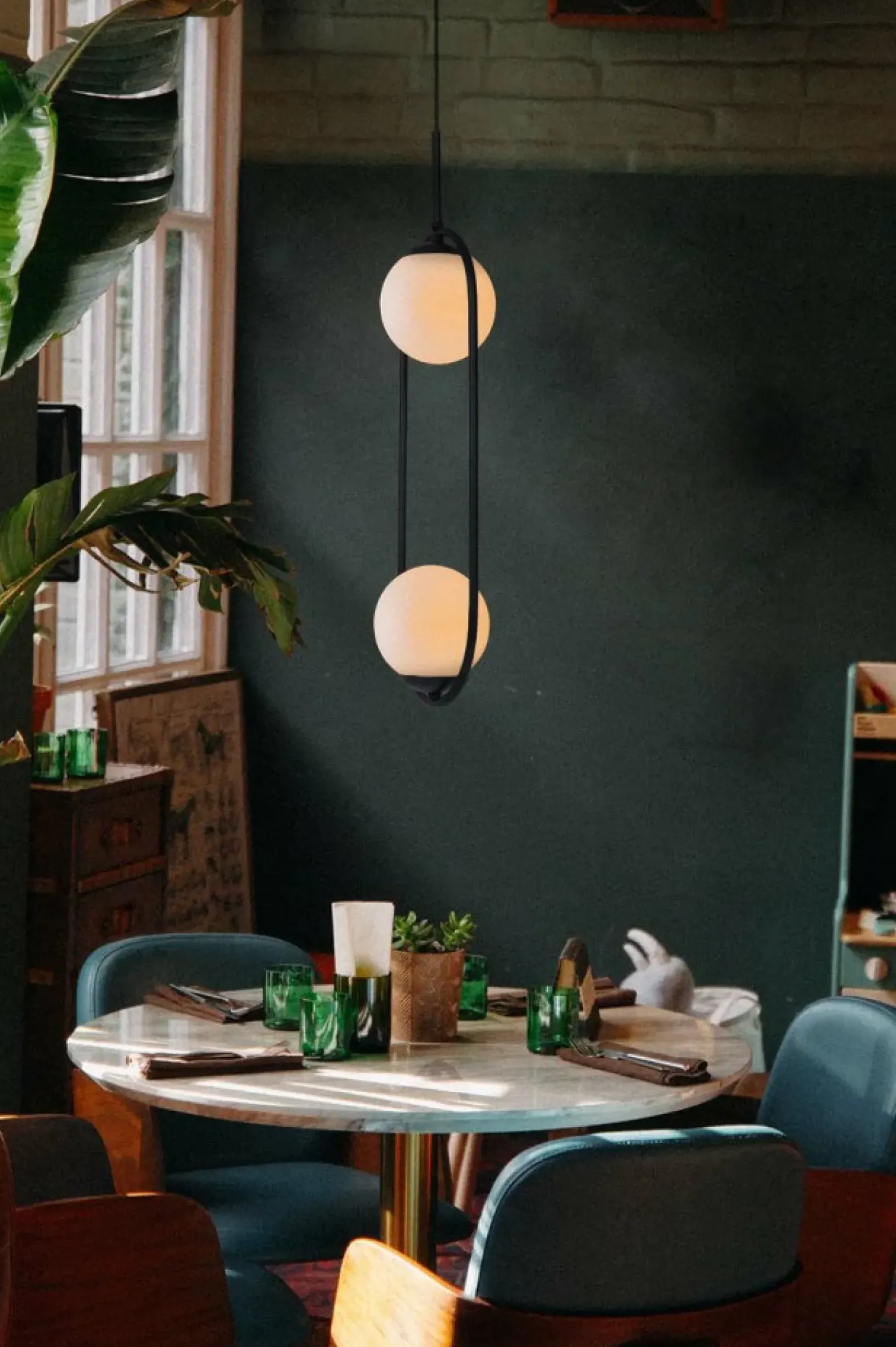 Store Lampa wisząca z dwoma kloszami, do salonu K-5101 z serii PARVA | Kaja Żyrandole Nowoczesne