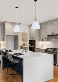 Sklep Kaja Lampa wisząca ze szklanym kloszem, z drewnem 31-16720 z serii NAPOLA | Kaja Oświ