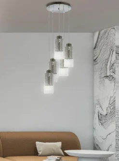 Sklep Kaja Lampa z kaskadą