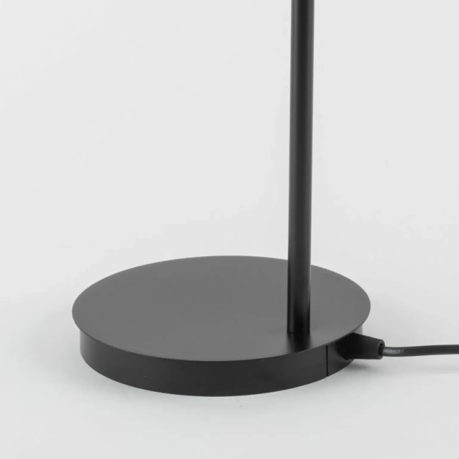 Sklep Kaja Lampka biurkowa ze złotym kloszem SIG 50357 ARTIS | Kaja Oświetlenie