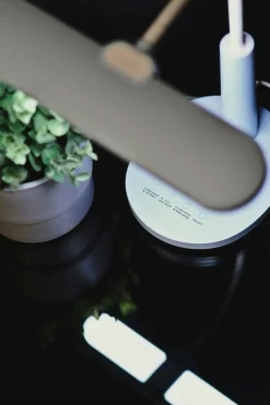 Dzieci Sklep Kaja Niebieska lampka biurkowa, wbudowany LED K-BL1521 seria MILO