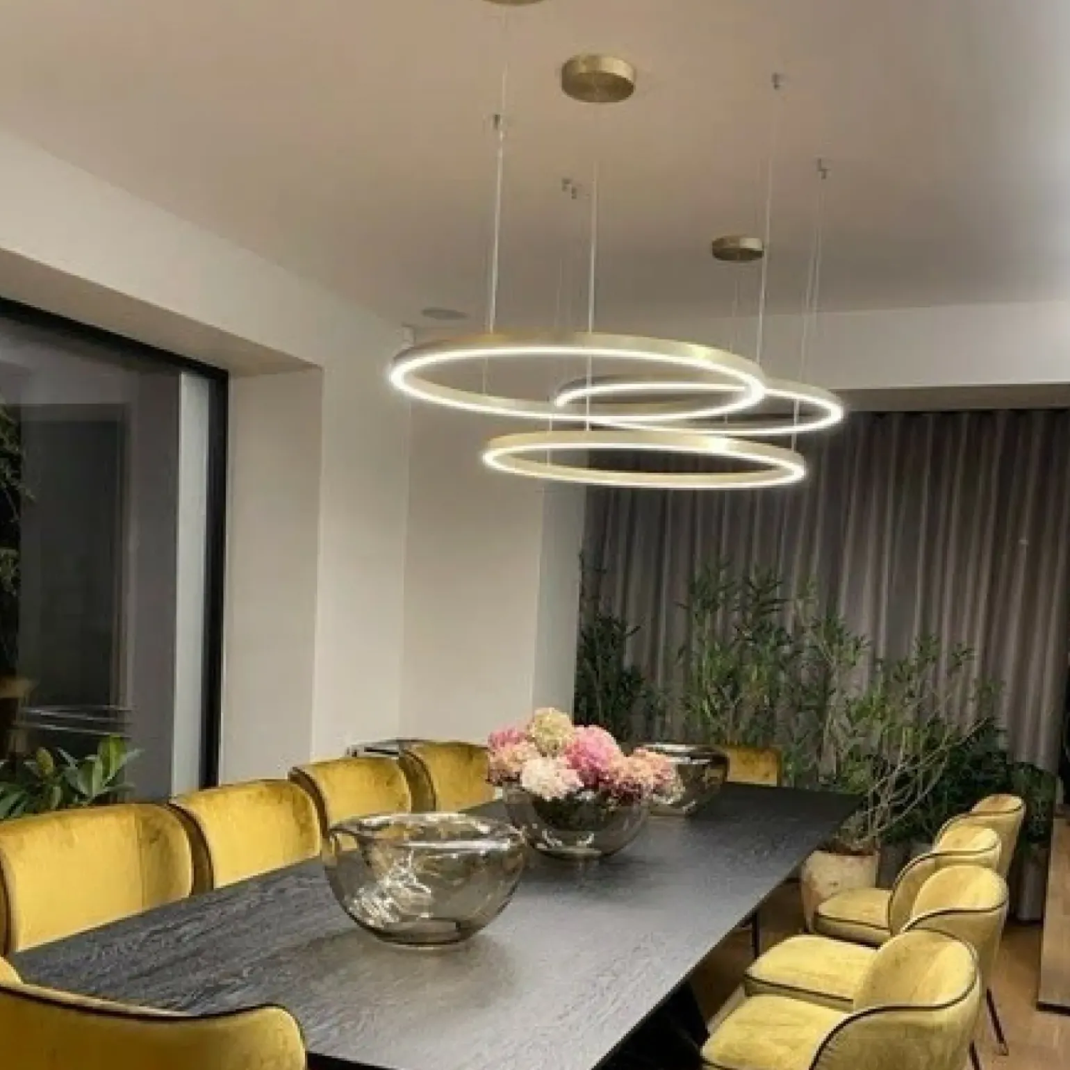 Hot Nowoczesny żyrandol LED do sypialni LP-033/1P S GD z serii MIDWAY Żyrandole Nowoczesne