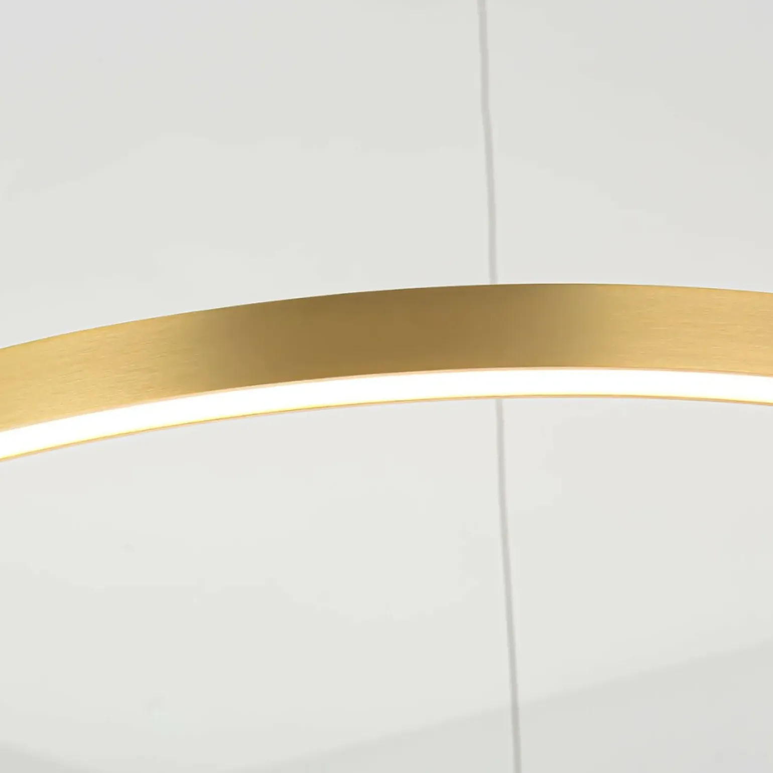 Hot Nowoczesny żyrandol LED do sypialni LP-033/1P S GD z serii MIDWAY Żyrandole Nowoczesne