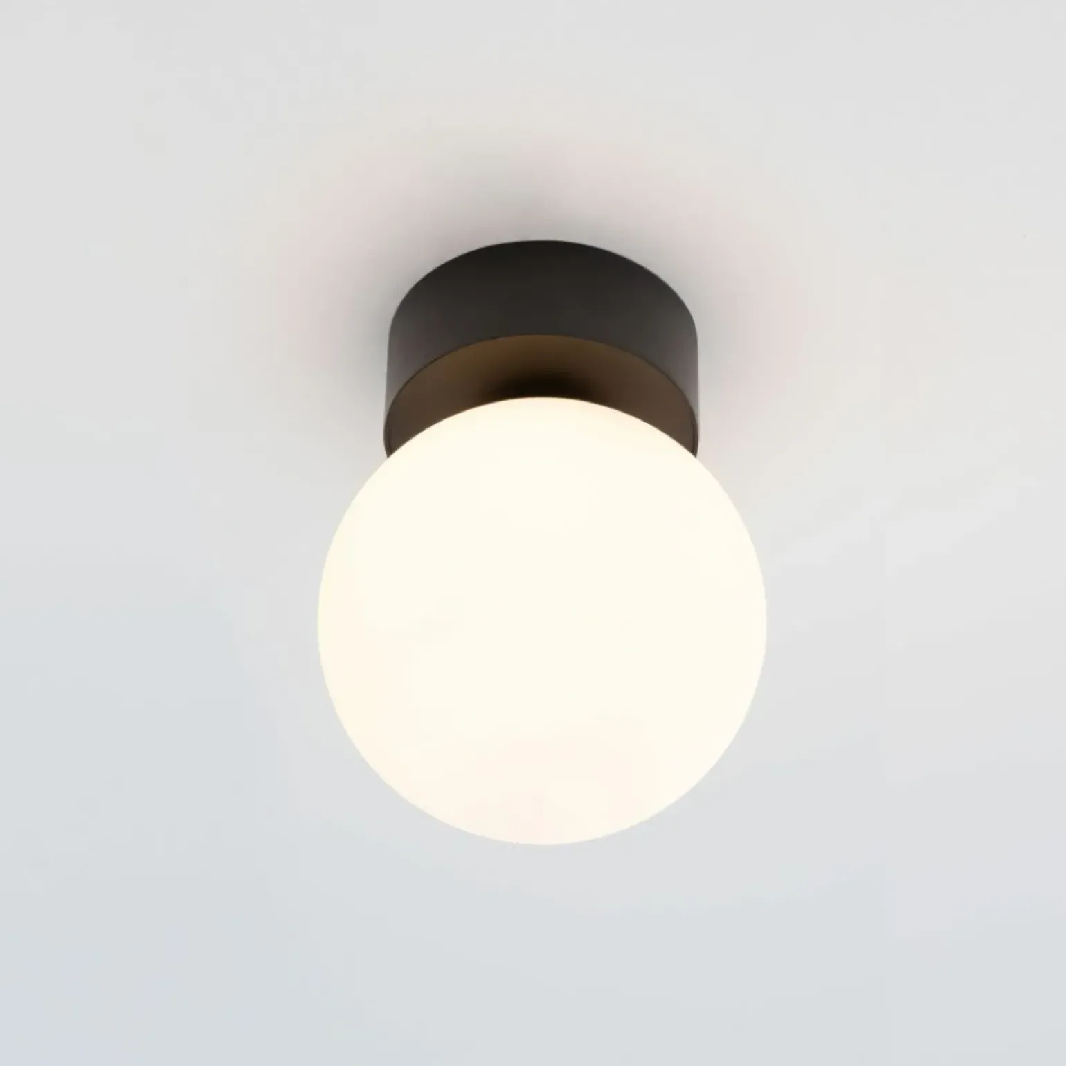 Sklep Kaja Pojedyncza lampa sufitowa z okrągłym kloszem 10302 KIER | Kaja