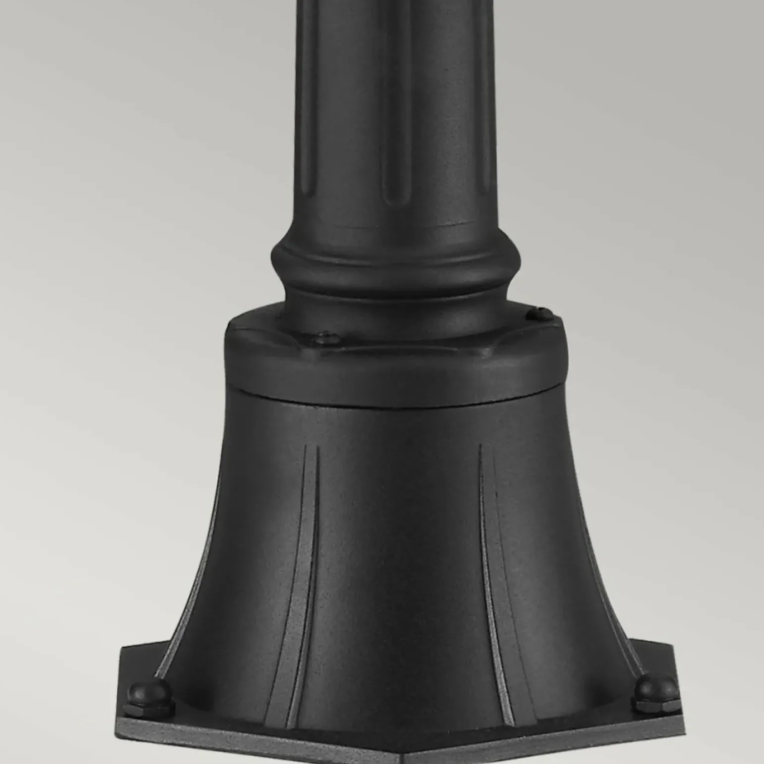 Sklep Kaja Ponad metrowa oprawa ogrodowa FE-EB4-M-BLK z serii ENGLISH BRIDLE