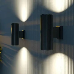 Sklep Kaja Ponadczasowa, czarna lampa ścienna na elewację O419WL-02B serii RANDO