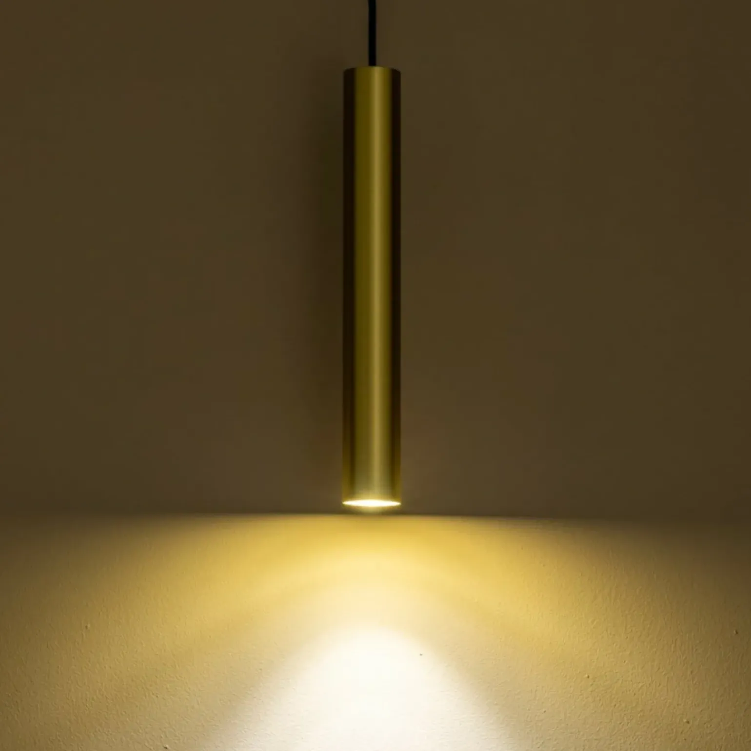 Fashion Punktowy, regulowany zwis, tuba 30cm 10772 FOURTY | Kaja Oświetlenie Żyrandole Nowoczesne