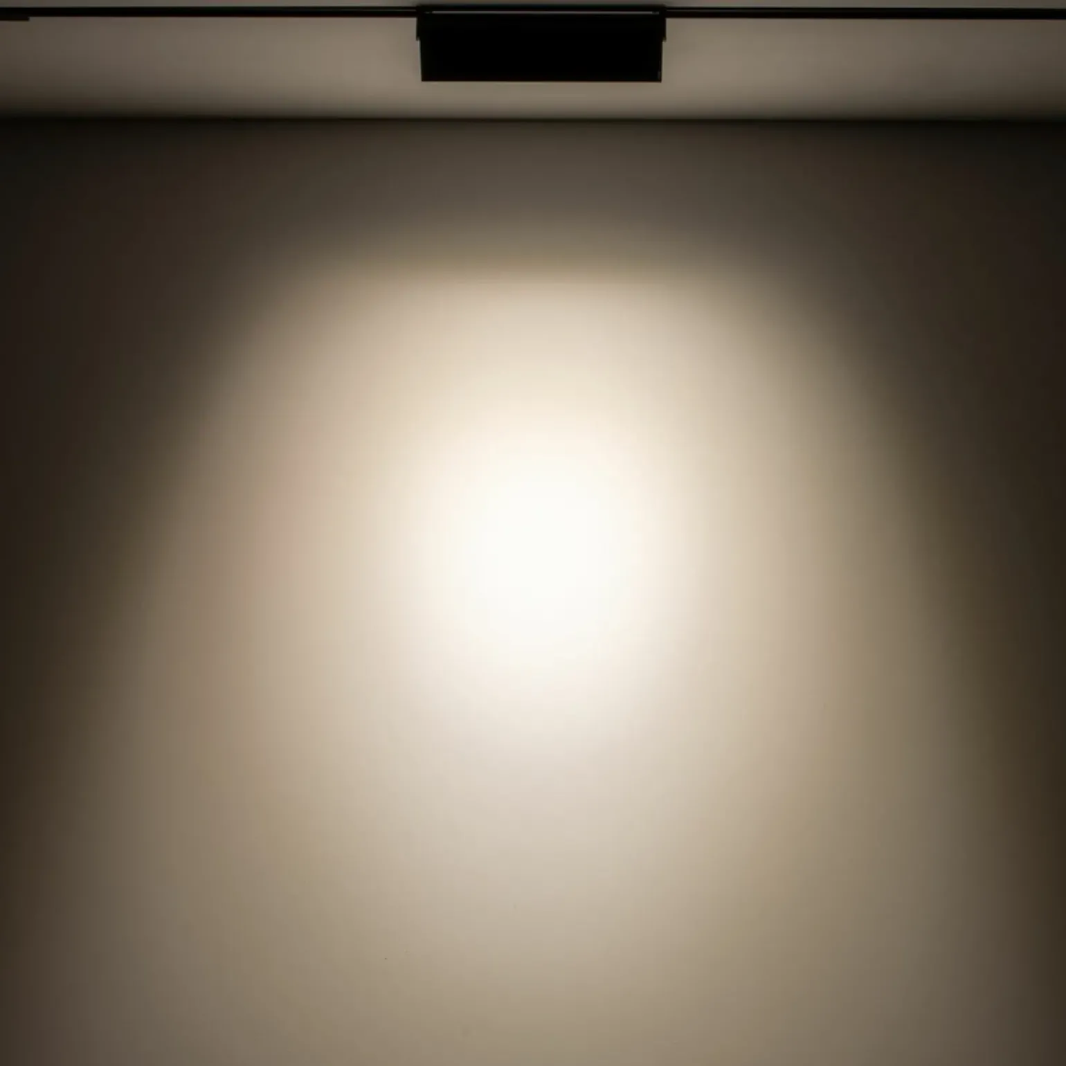 Sklep Kaja Ruchoma lampa do szyny magnetycznej 10145 LVM FOCUS OUT LED | Kaja