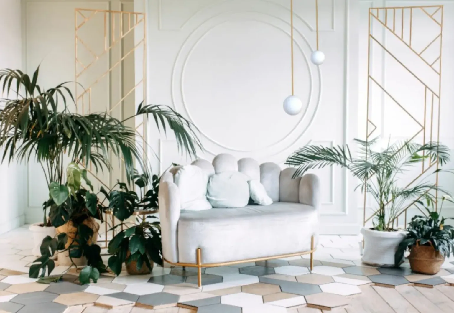 Outlet Stylowa lampa na sztywnym zwisie, idealna do sypialni 10308 KIER Żyrandole Nowoczesne