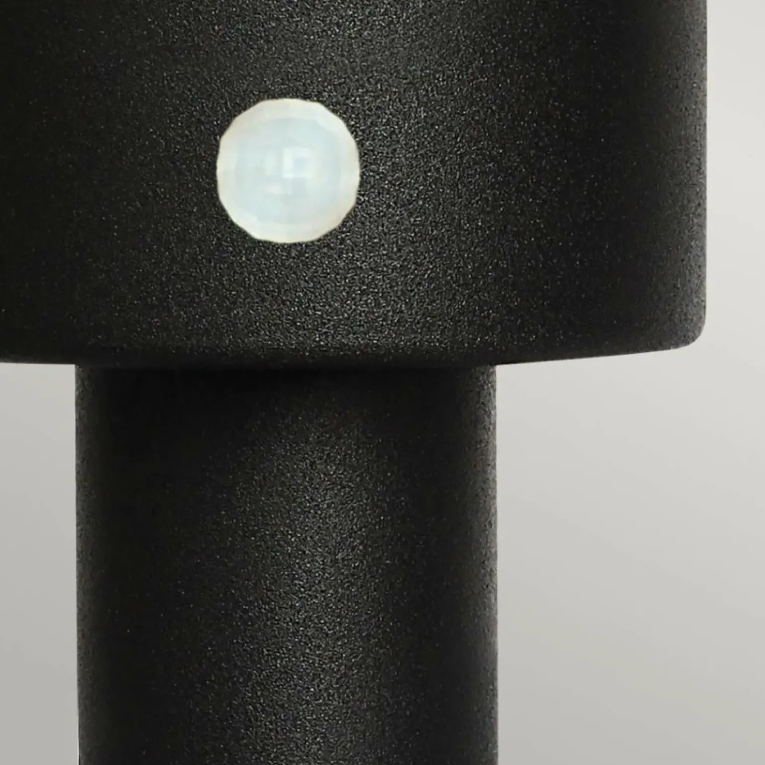 Sklep Kaja Słupek z czujnikiem ruchu HELSINGOR-PIR-PED-BK z serii HELSINGOR