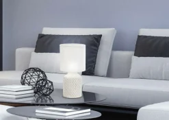 Sklep Kaja Tradycyjna lampka na szafkę nocną 41-79848 INER | Kaja Oświetlenie