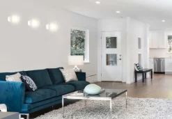 Sklep Kaja Tradycyjny kinkiet z kulistym miodowym kloszem 879/K1 | Kaja