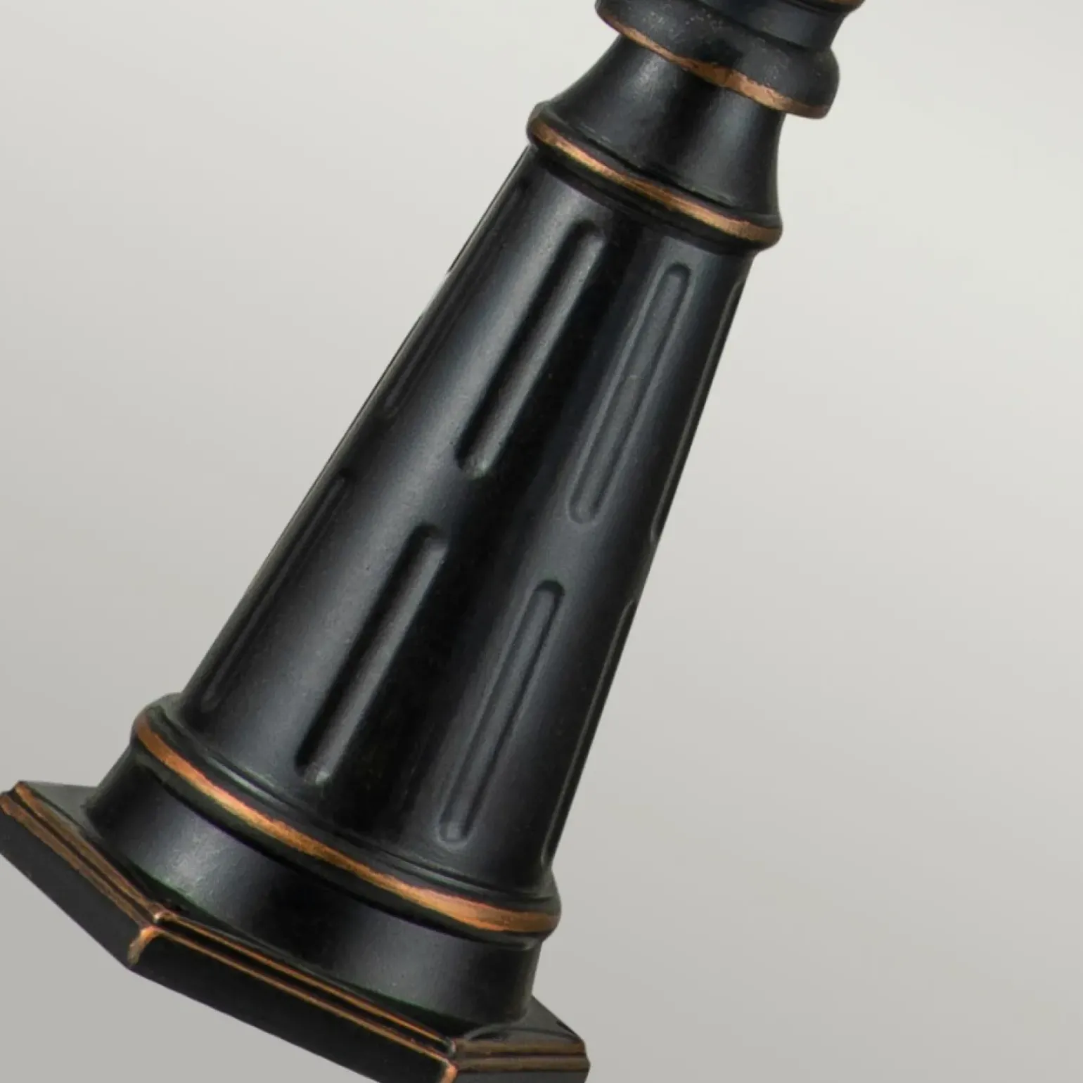 Sklep Kaja Wysoka lampa ogrodowa, wys. 239cm BT5-L z serii BALTIMORE