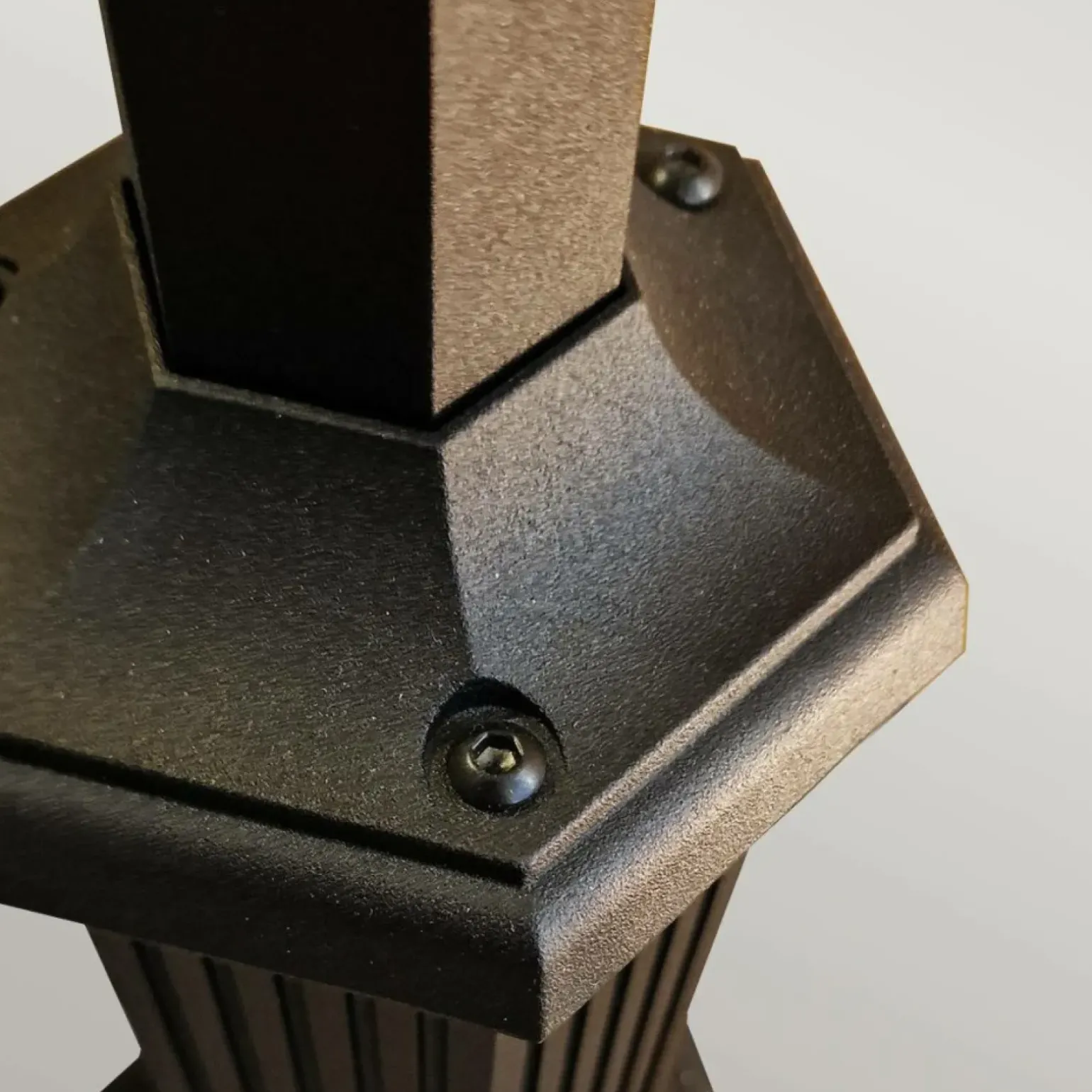 Sklep Kaja Wysoka lampa zewnętrzna, ogrodowa CP6-BLACK z serii CHAPEL